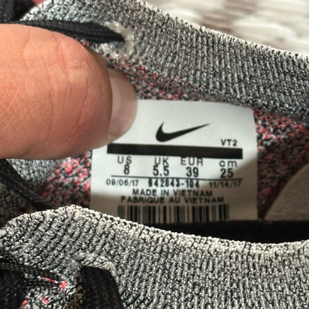 Nike Air VaporMax 2 Flyknit Ultramarine Athleric Sneakers Women’s Size 8 - Picture 6 of 7